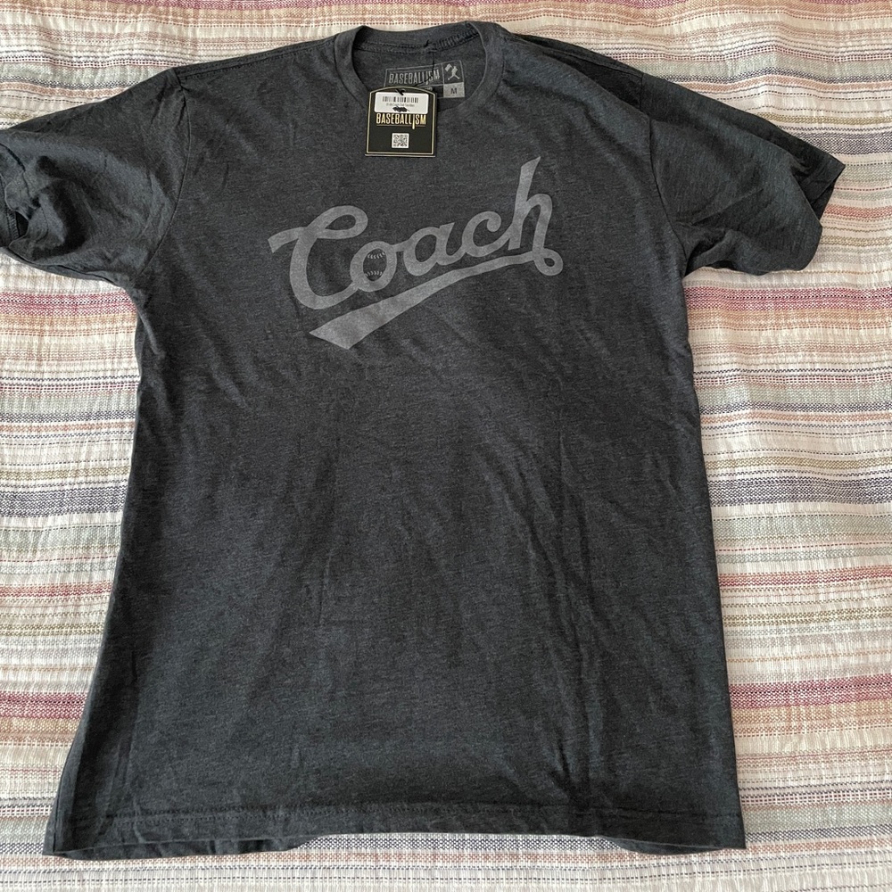 Mens Baseballism COACH tshirt. Sz M